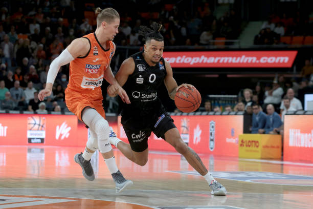 整体表现非 整体表现非